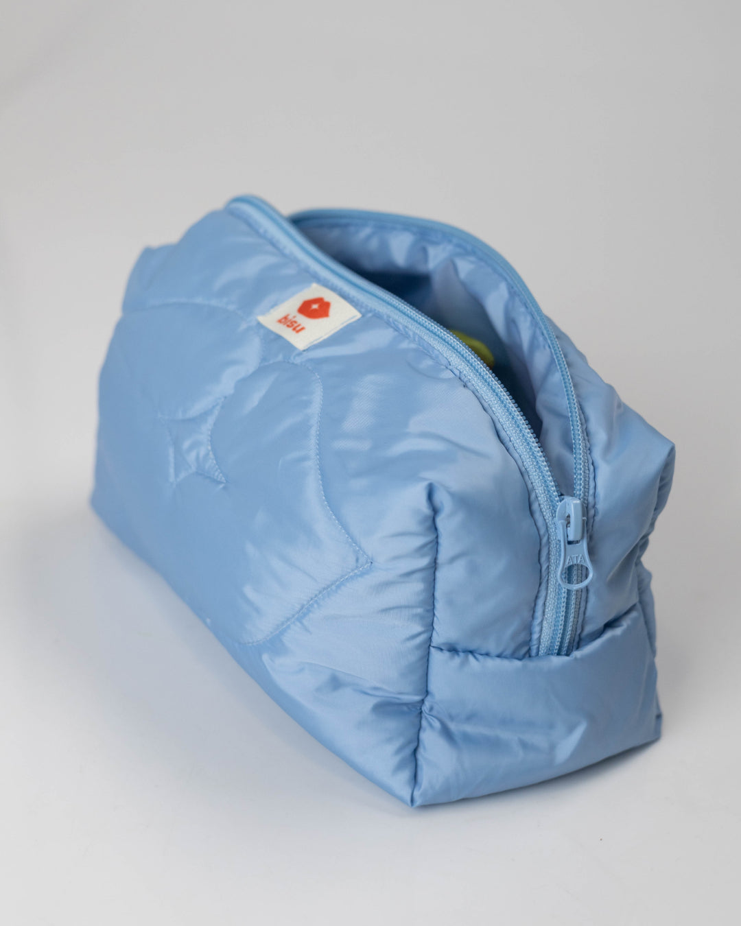 Косметичка "KISS" блакитна